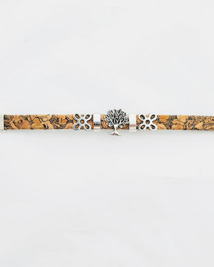 Armband aus Kork wie zuvor beschrieben, im Korkband mit Mooseinlagerungen. Sehr hübsch!