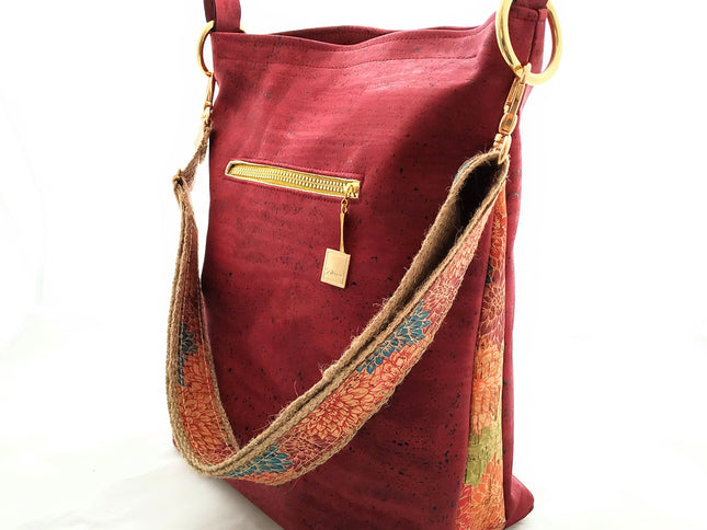 Tikiwe®LadyAsta Burgunder, Shopper aus Kork, Seitenansicht, limited Edition