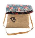 TikiweMaunz Tasche aus Kaffeesack mit Pfotendruck und Kork mit wildem Dschungelmuster