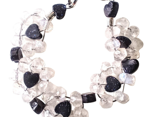 Taschenanhänger Nr. 2 aus Mondstein und Herzen aus Blaufluss