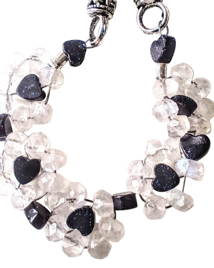 Taschenanhänger Nr. 2 aus Mondstein und Herzen aus Blaufluss