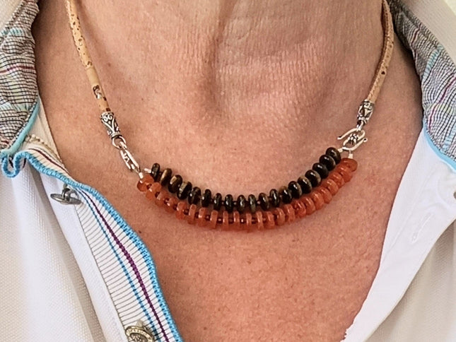 Feueropal, Tigerauge, Spessartin an einer Kordel aus Kork, handmad by Tikiwe
