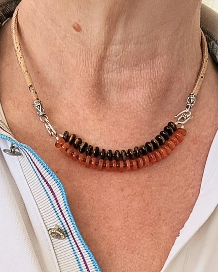Feueropal, Tigerauge, Spessartin an einer Kordel aus Kork, handmad by Tikiwe