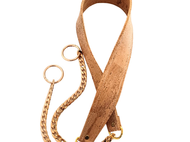 Schulterriemen TikiweKarli mit goldfarbener Panzerkette und einem Schulterstück aus weichem Kork