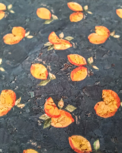 TikiweTischset aus Kork mit Detailaufnahme der kleinen gleben Zitronen