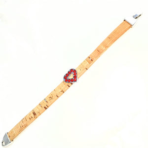 Armband aus Kork, naturfarben, Herz aus Edelstahl und roten Glitzersteinchen, französische Schließe, 10 mm breit