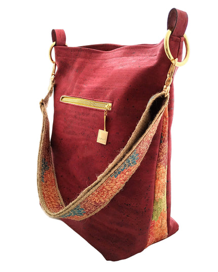 Tikiwe®LadyAsta Burgunder, Shopper aus Kork, Seitenansicht, limited Edition